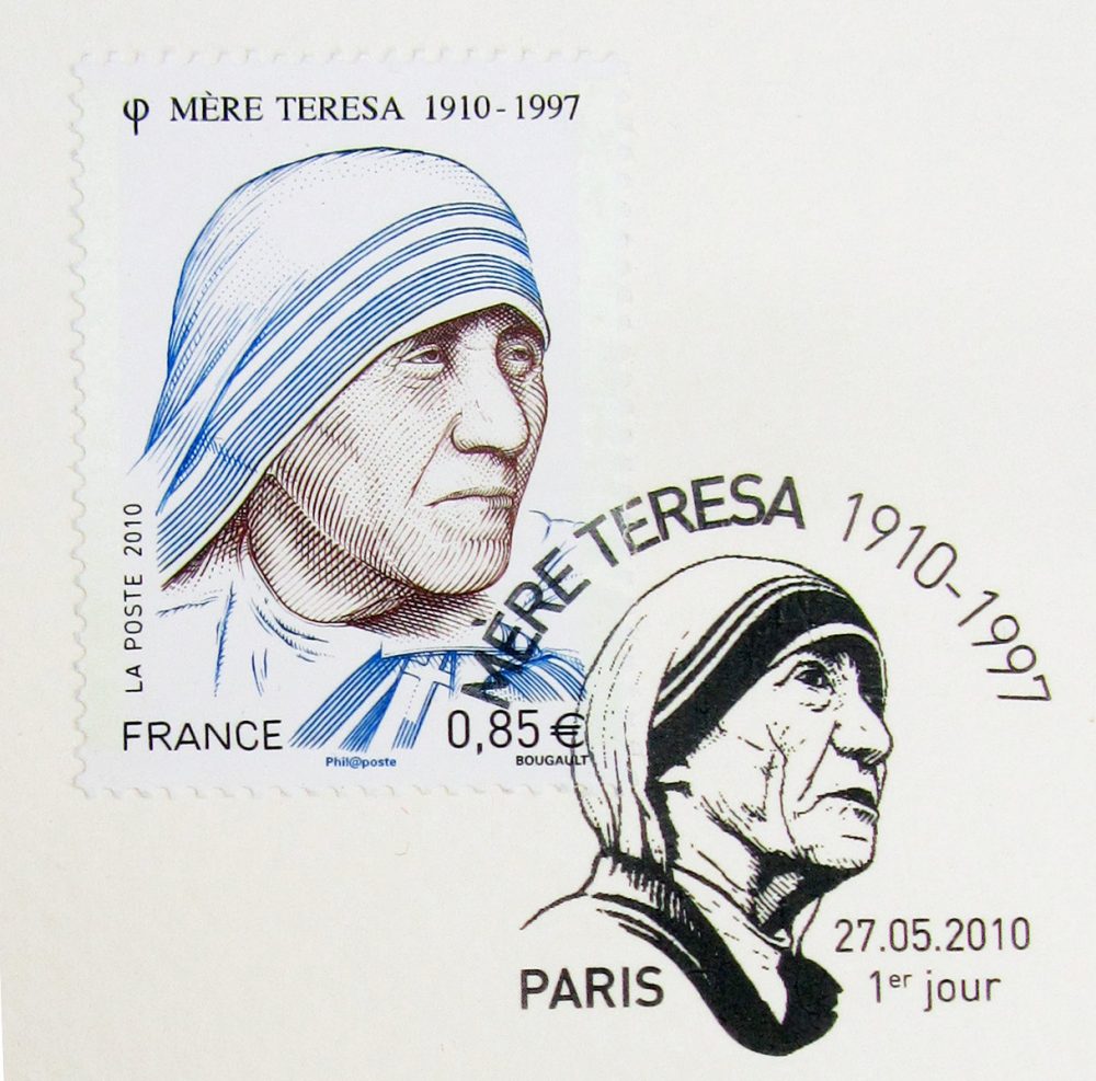 France : Mère Teresa, 2010 (dessin et gravure de Sarah Bougault, impression taille-douce) (© La Poste / S. Bougault)