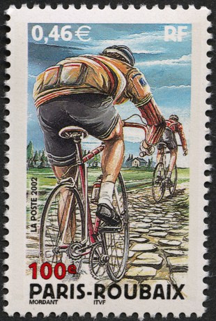 France. Centenaire de la course cycliste Paris-Roubaix, 2002 (création de Thierry Mordant, impression héliogravure) (© La Poste / T. Mordant)