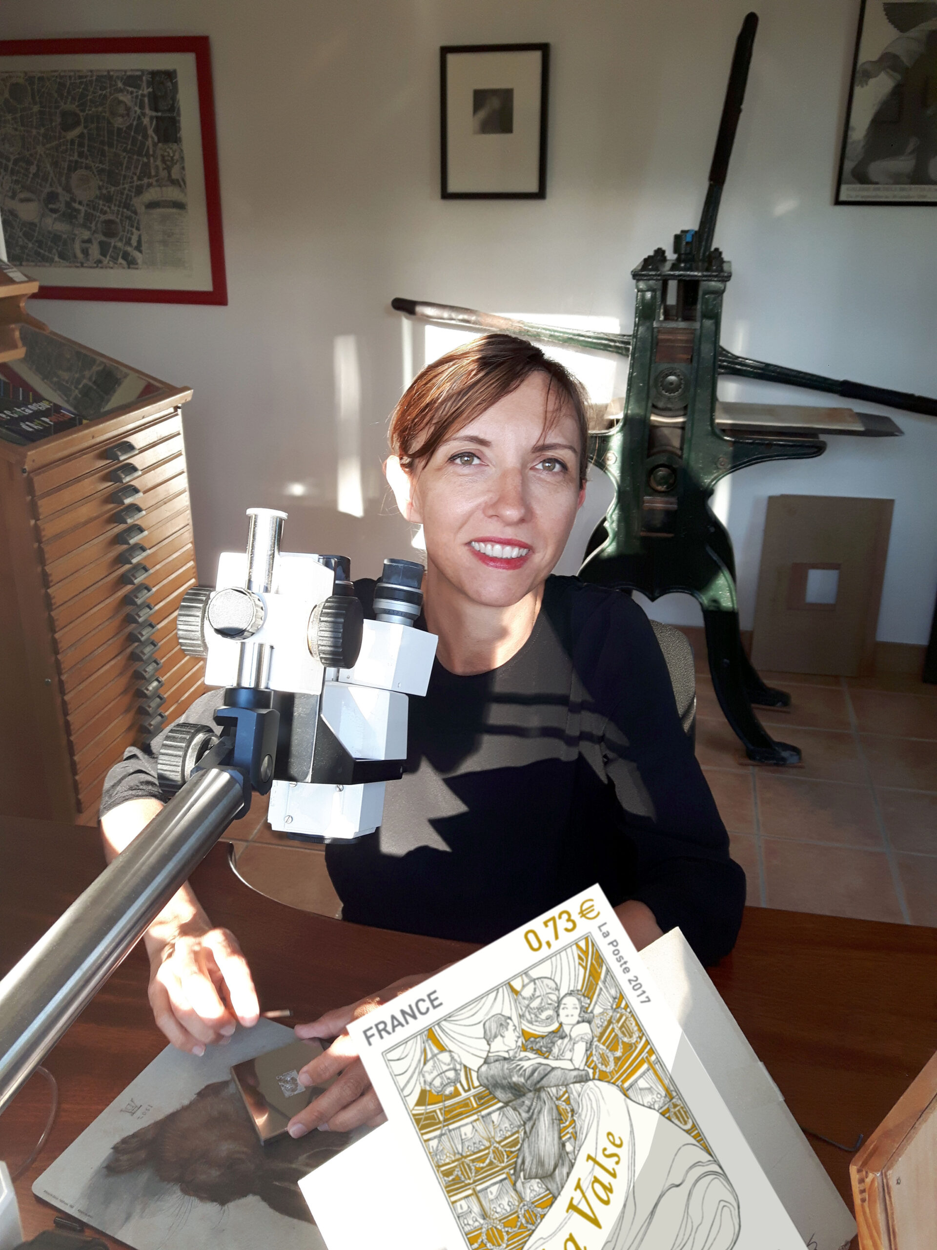 Elsa Catelin en dédicaces au Carré d&rsquo;Encre pour la nouvelle Marianne