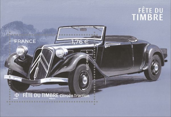 La fête du timbre, Citroën Traction, bloc-feuillet, 2019 (création de Serge Jamois, mise en page de Marion Favreau, impression héliogravure) (© La Poste/S.Jamois