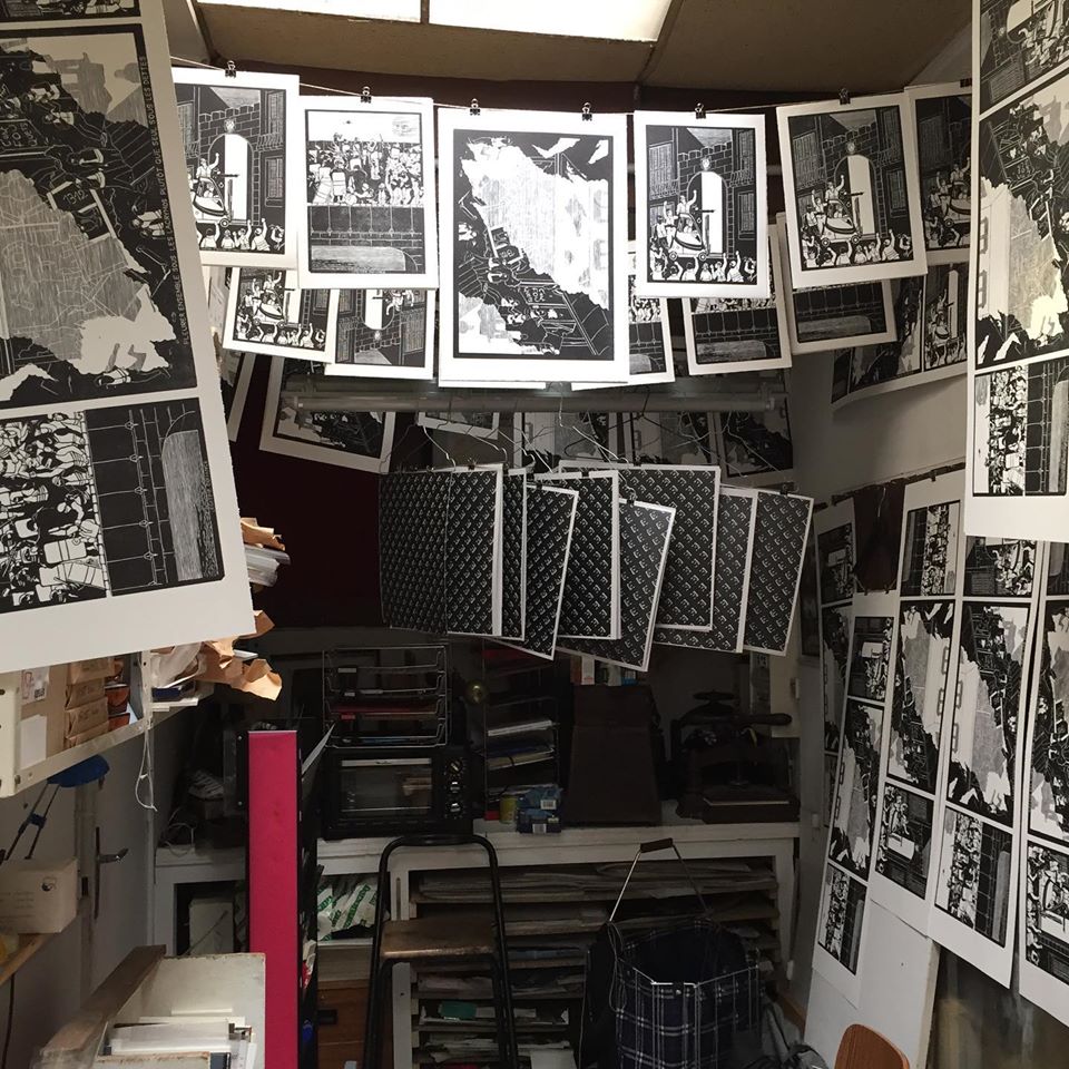 Des jeunes graveurs recherchent un atelier dans Paris. Aidez-les !