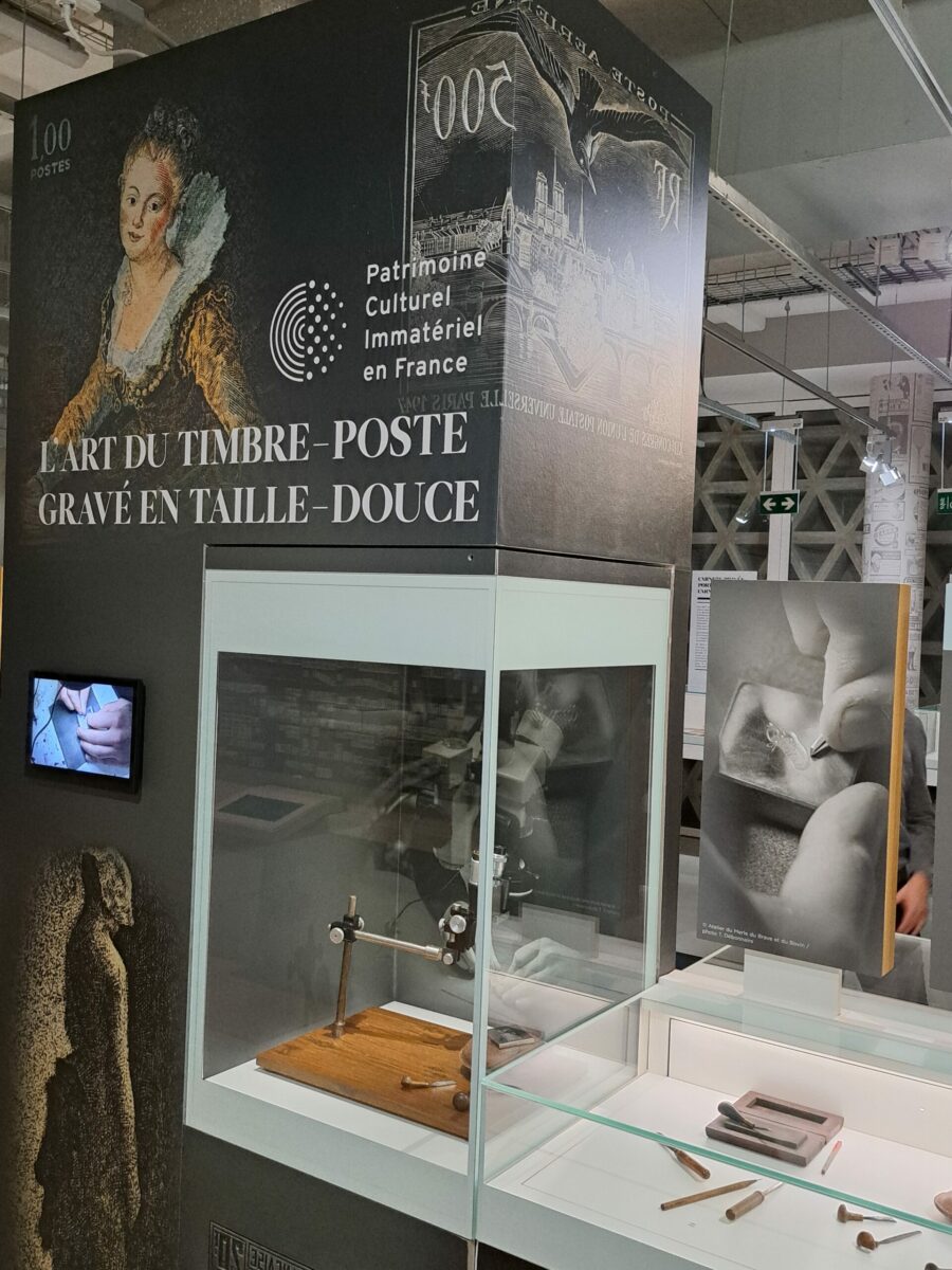 Musée de La Poste, salle du panorama des timbres, espace PCI (© Musée de La Poste, Paris)