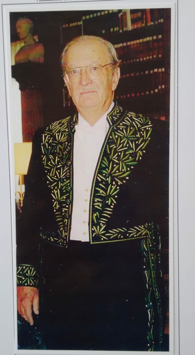 René Marie Quillivic en habit d'académicien (© Académie des Beaux-Arts)