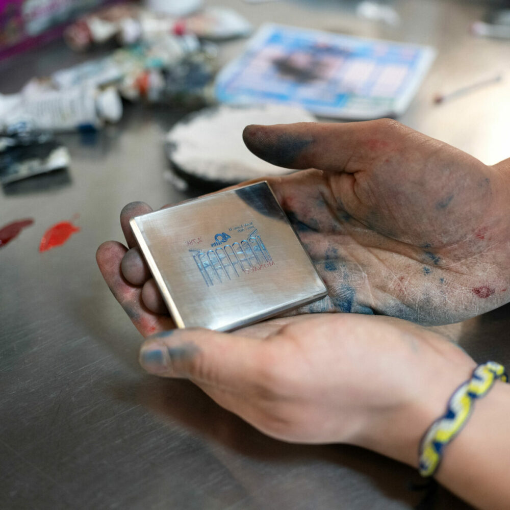 Sophie Brändström, Poinçon gravé en taille-douce, atelier de Louis Genty, 2025 (© Musée de La Poste/La Poste-Paris 2025, © Sophie Brändström/Signatures)